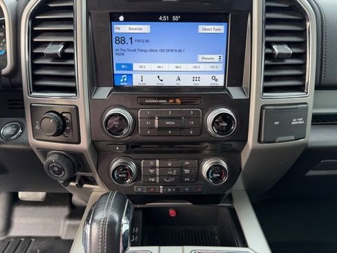 Used 2017 Ford F150 Lariat w/ Equipment Group 502A Luxury image 17