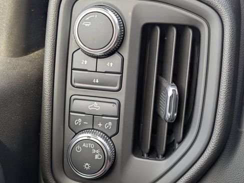 Used 2022 GMC Sierra 3500 Pro w/ Convenience Package AWD/4WD image 11