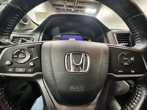 Used 2019 Honda Pilot EX-L image 11