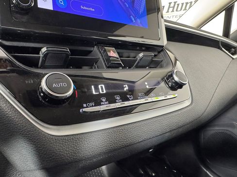 Used 2024 Toyota Corolla LE FWD image 22