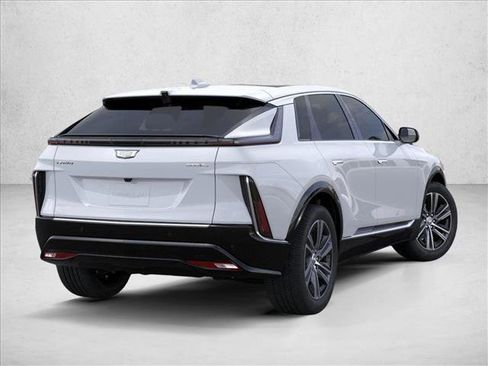 New 2026 Cadillac Lyriq Luxury image 5