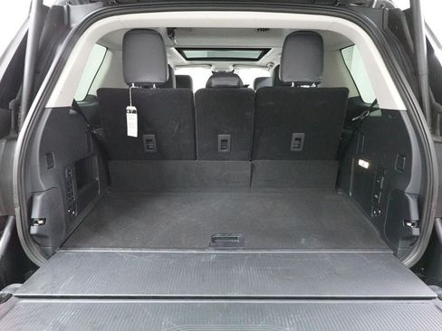 Certified 2025 Ford Expedition Platinum AWD/4WD image 40