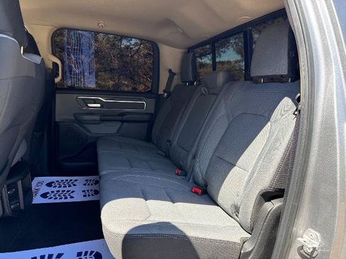 Used 2019 RAM 1500 Big Horn AWD/4WD image 18