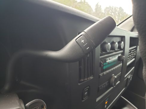 Used 2021 Chevrolet Express 2500 CARGO Full-size Cargo Van w/ Driver Convenience Package image 19