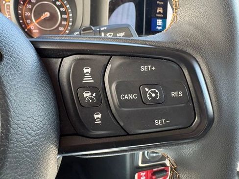 Used 2024 Jeep Wrangler Unlimited Sport AWD/4WD image 23