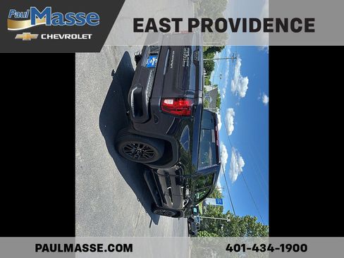Used 2022 GMC Sierra 1500 Elevation w/ Elevation Premium Package AWD/4WD image 7