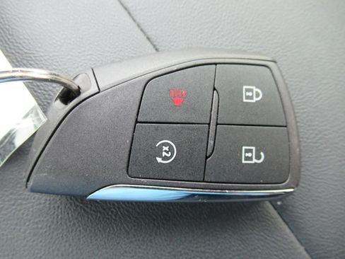 Used 2026 GMC Terrain Elevation w/ Black Edition FWD image 31