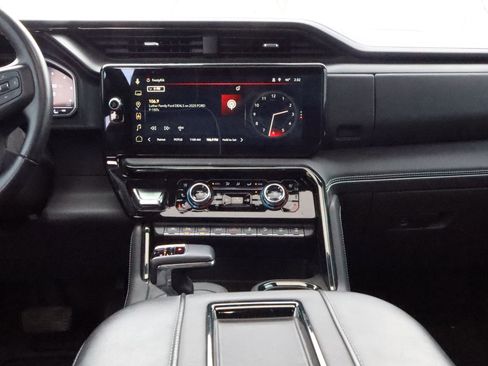 Certified 2022 GMC Sierra 1500 AT4X AWD/4WD image 11