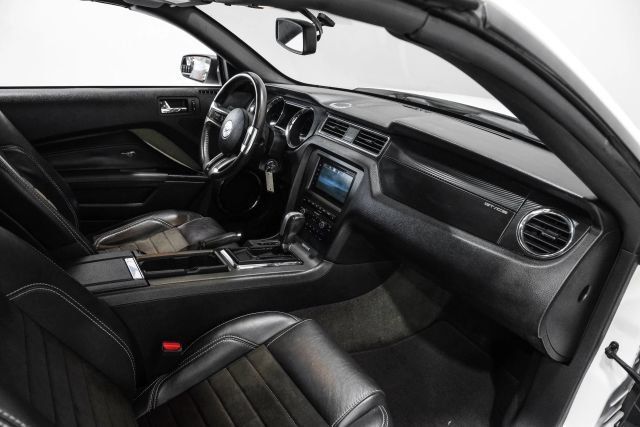 Used 2013 Ford Mustang GT Premium w/ Electronics Pkg RWD image 24