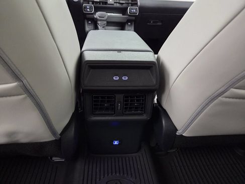 Used 2026 Toyota RAV4 XLE Premium w/ Weather Package FWD image 28
