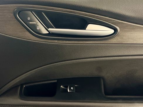 Used 2022 Alfa Romeo Stelvio Ti w/ Active Assist Plus Package image 32