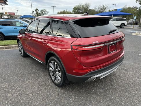 Used 2022 Lincoln Corsair Reserve image 4