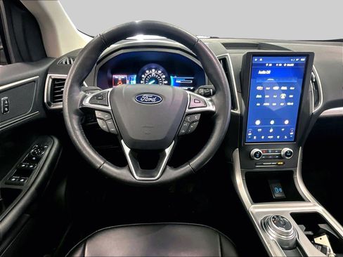 Certified 2024 Ford Edge SEL w/ Convenience Package AWD/4WD image 5