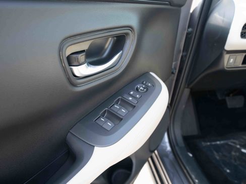 New 2026 Honda HR-V LX image 7