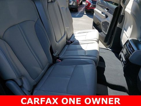 Used 2023 Jeep Wagoneer Series III w/ Preferred Equipment Group image 11