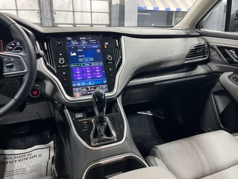 Used 2020 Subaru Outback Limited AWD/4WD image 27