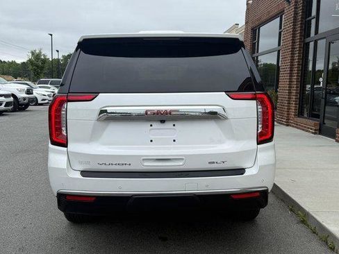 Used 2023 GMC Yukon XL SLT w/ SLT Premium Package AWD/4WD image 6