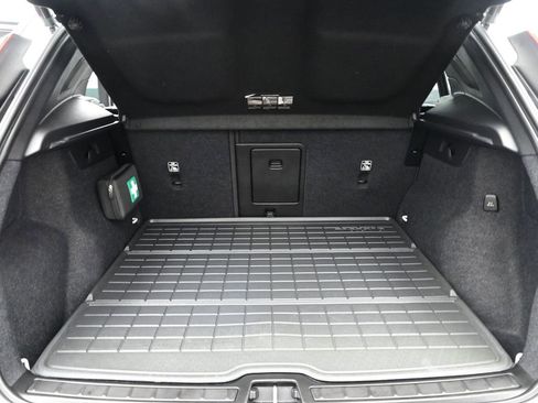 Used 2024 Volvo XC40 Recharge Ultimate w/ Protection Package Premier image 13