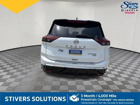 Used 2024 Nissan Rogue Platinum AWD/4WD image 7