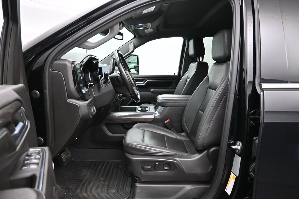 Used 2024 Chevrolet Silverado 2500 LTZ w/ LTZ Convenience Package AWD/4WD image 22
