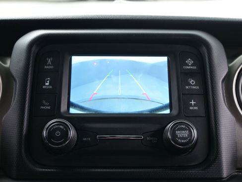 Used 2019 Jeep Wrangler Unlimited Sport S AWD/4WD image 19