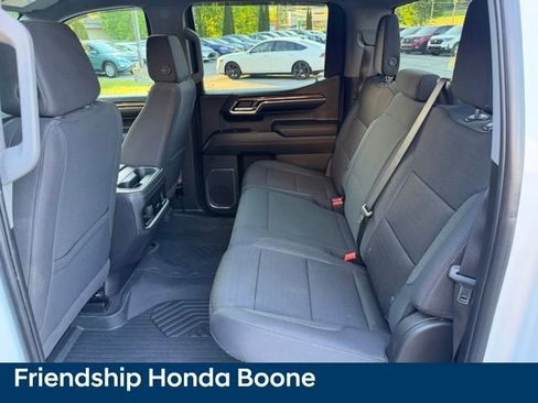 Used 2024 Chevrolet Silverado 1500 LT Trail Boss AWD/4WD image 33