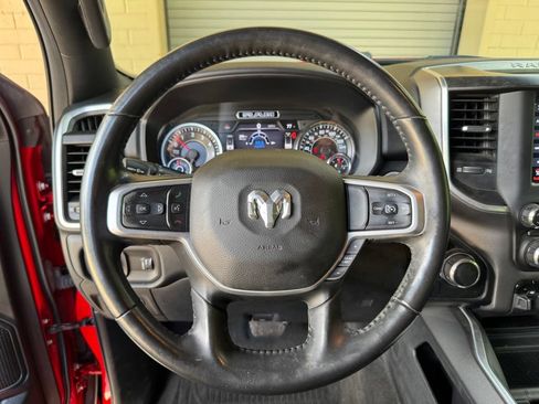 Used 2021 RAM 1500 Big Horn AWD/4WD image 16