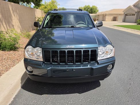 Used 2005 Jeep Grand Cherokee Laredo image 18