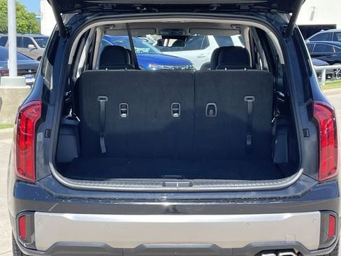 Used 2025 Kia Telluride S image 28