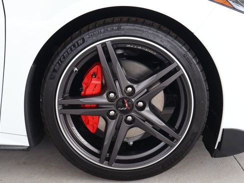 Used 2024 Chevrolet Corvette Stingray Preferred Cpe w/ 2LT image 14