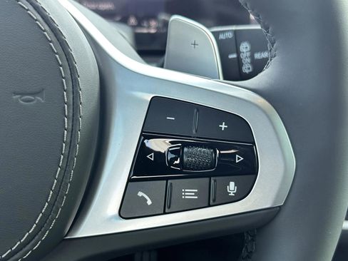 Used 2026 BMW X5 xDrive50e w/ M Sport Package image 11