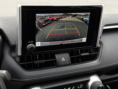 Used 2024 Toyota RAV4 XLE w/ Convenience Package FWD image 14