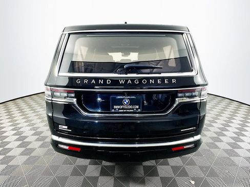 Used 2023 Jeep Grand Wagoneer L Series III w/ Rear Seat Video Group 1 AWD/4WD image 8