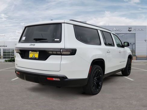 New 2026 Jeep Grand Wagoneer L Limited AWD/4WD image 5