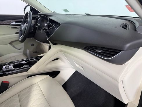 Used 2023 Buick Envision Avenir AWD/4WD image 34