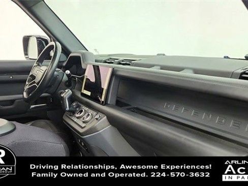 Used 2022 Land Rover Defender 90 X image 9