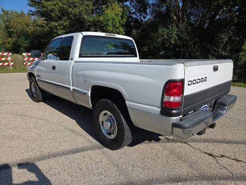 Used 1998 Dodge Ram 2500 Truck 2WD Quad Cab image 4
