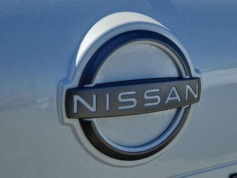 Used 2025 Nissan Rogue SV FWD image 30