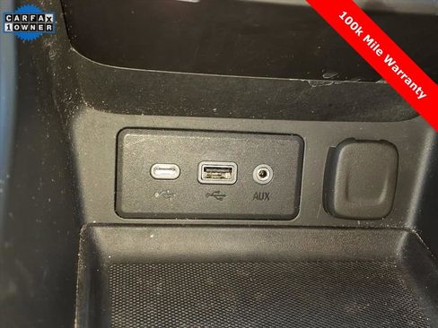 Used 2023 GMC Terrain SLE w/ Driver Convenience Package image 22