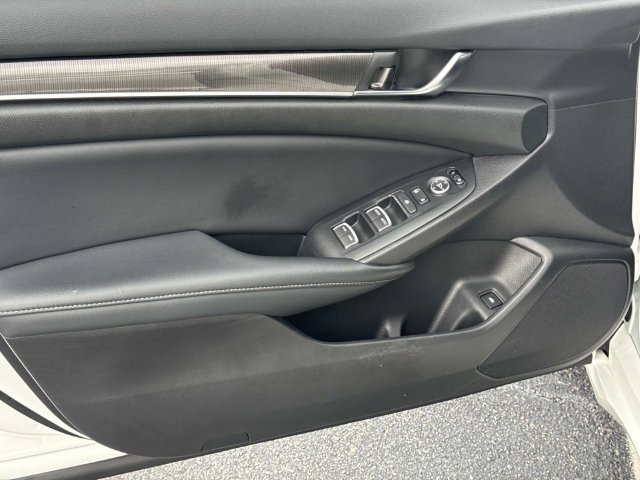 Used 2022 Honda Accord Sport image 17