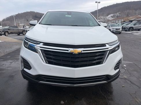 Used 2022 Chevrolet Equinox LT image 2