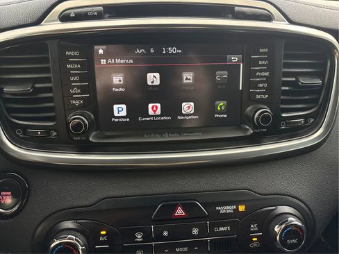 Used 2017 Kia Sorento SX AWD/4WD image 19