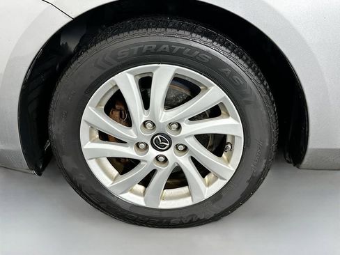 Used 2013 MAZDA MAZDA3 i Touring w/ Preferred Equipment Pkg image 29