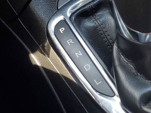 Used 2019 Chevrolet Cruze LT image 18