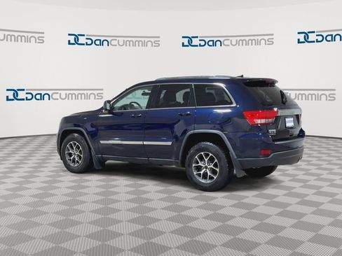 Used 2012 Jeep Grand Cherokee Laredo w/ Laredo E Group AWD/4WD image 7