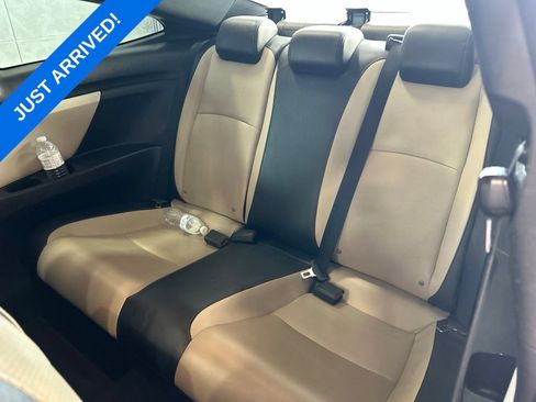 Used 2016 Honda Civic Touring image 6