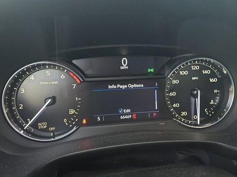 Used 2020 Cadillac XT4 Luxury w/ Cold Weather Package image 18