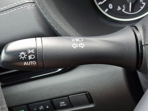 Used 2023 Nissan Sentra SV image 25