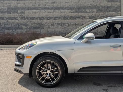 New 2026 Porsche Macan AWD/4WD image 11