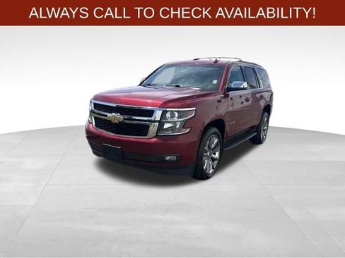 Used 2018 Chevrolet Tahoe LT w/ Luxury Package AWD/4WD image 3